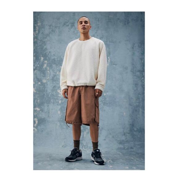 NWT Urban Outfitters Standard Cloth Free Throw Pile Fleece Crewneck Sweatshirt S - Picture 14 of 14